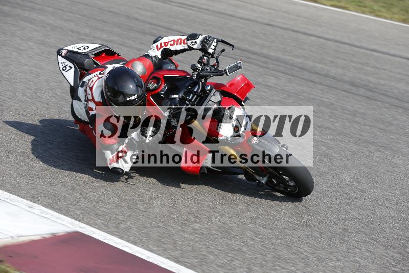 /Archiv-2025/49 26.08.2025 Cornu Master School ADR/rot-rouge/67